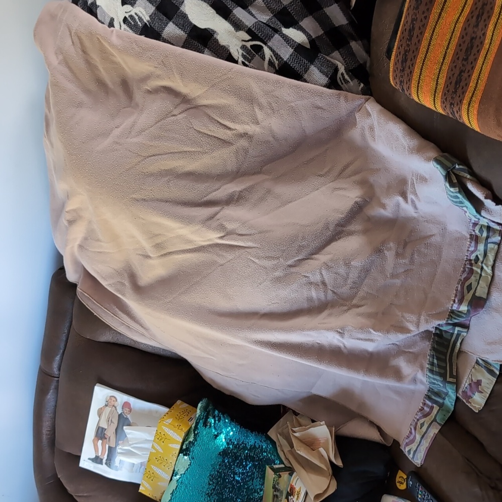 Beige retro style blanket
